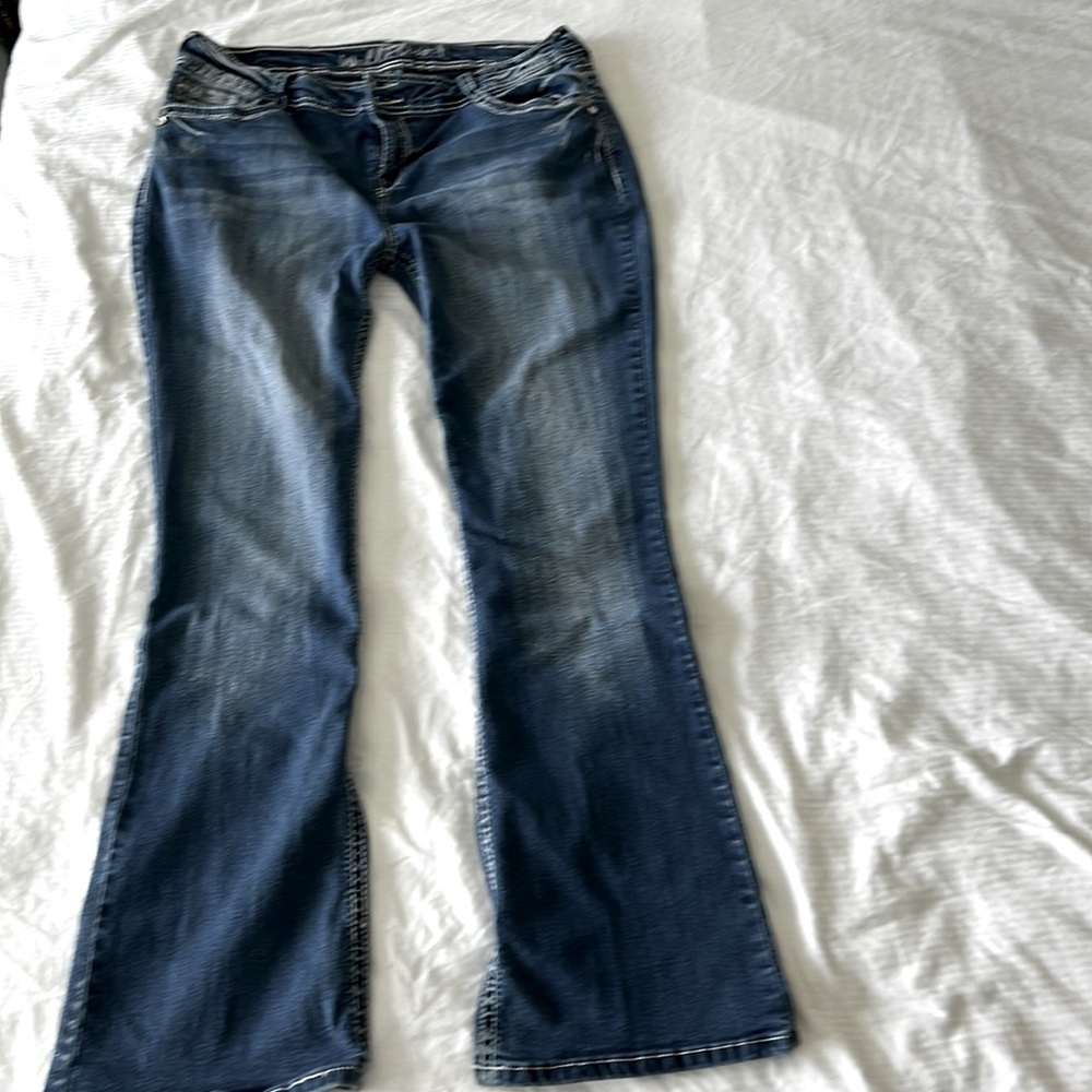 Wallflower Jeans
